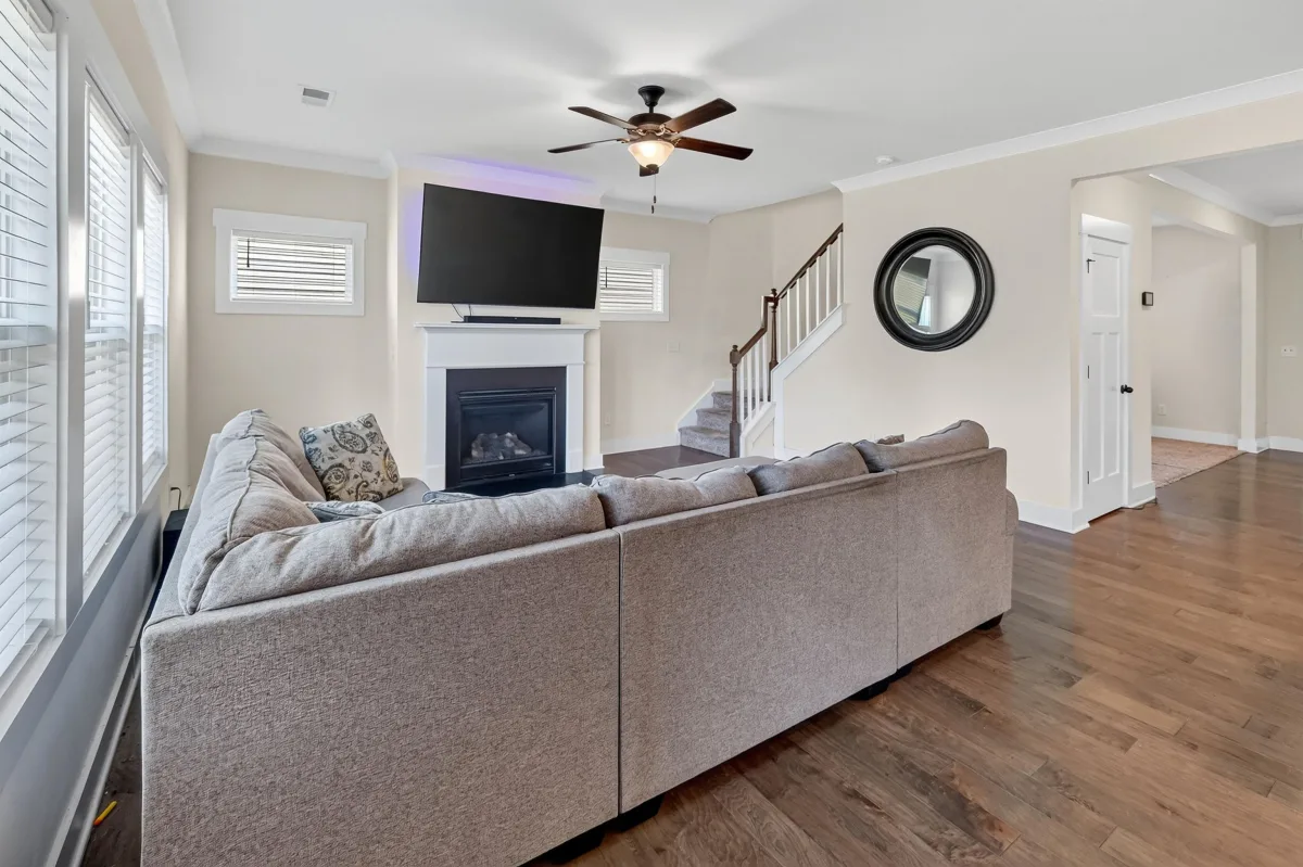 222 Delbourne Lane Greer SC 29651