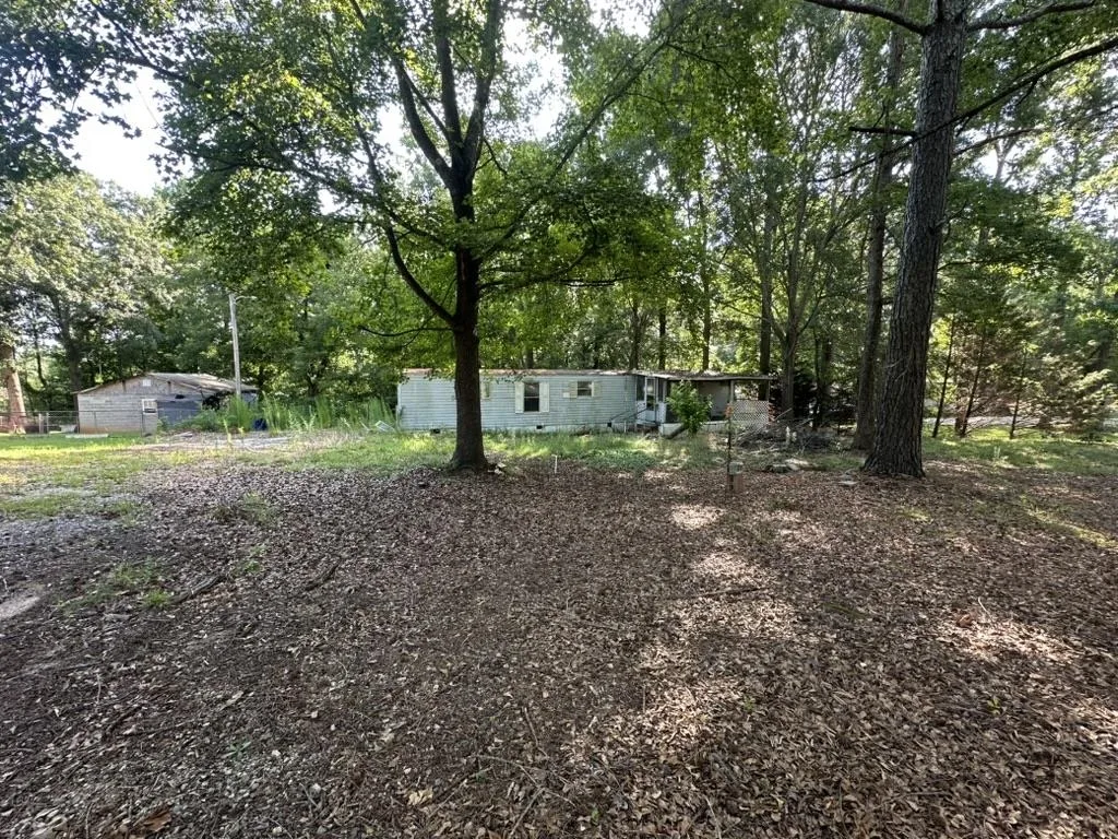 2141 E Georgia Road *** Woodruff SC 29388