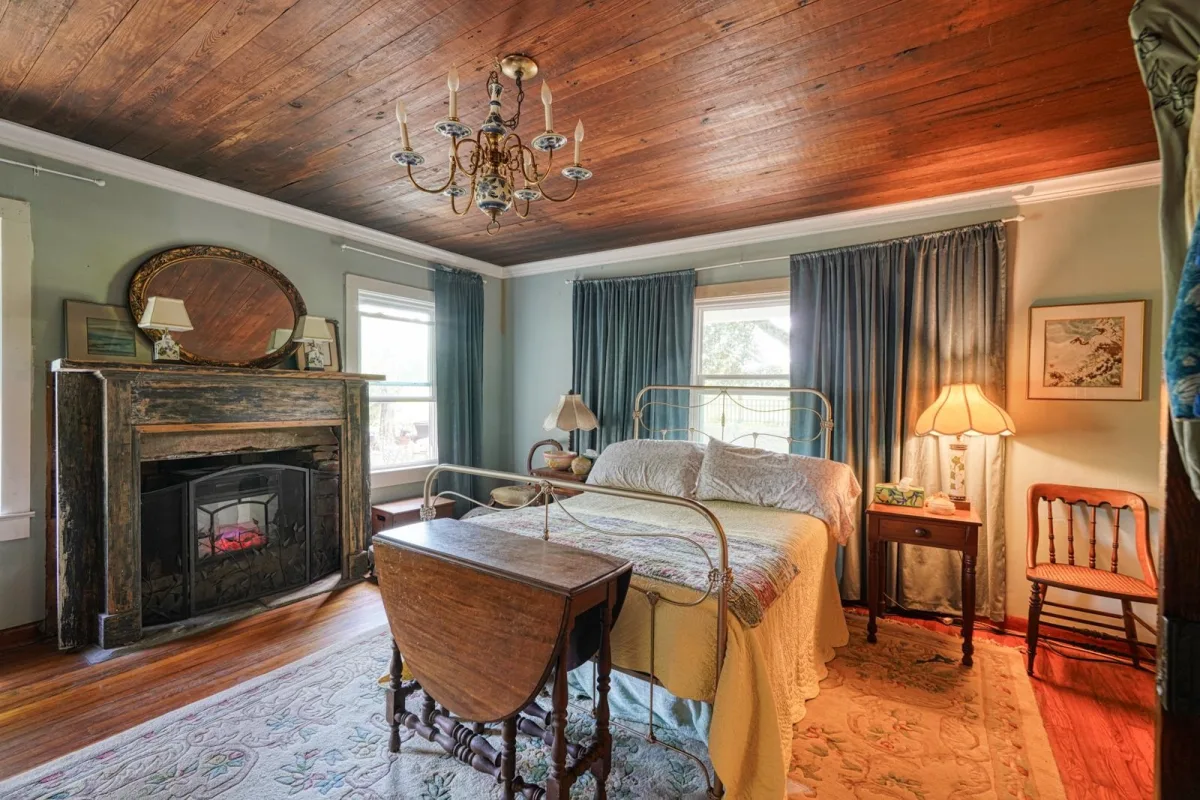 200 Lowe Lane Inman SC 29349