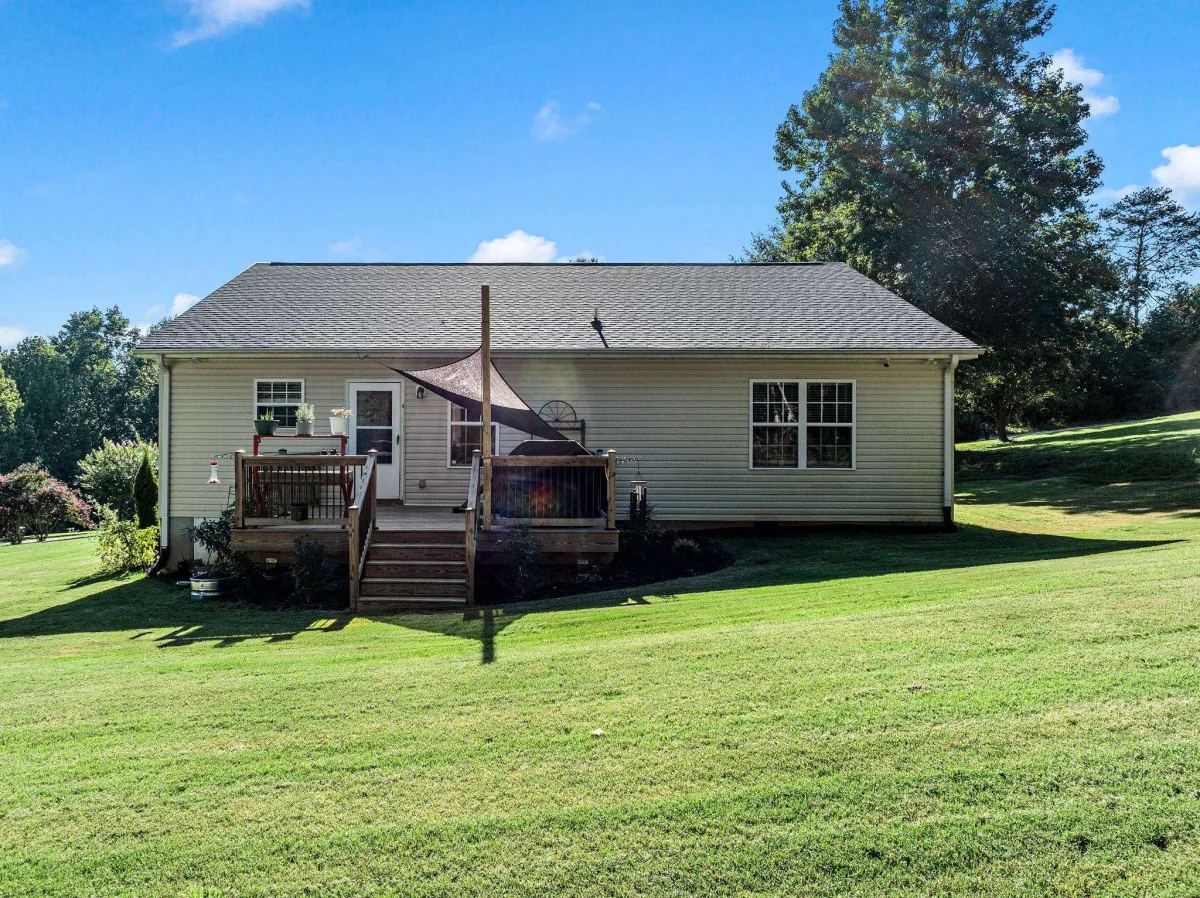 213 Anchors Away Drive Inman SC 29349