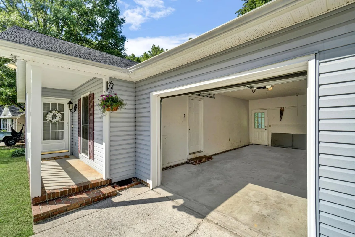 310 Dunwoody Drive Simpsonville SC 29681