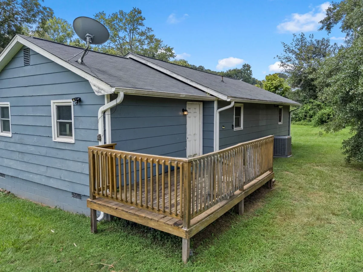 137 Shoally Street Boiling Springs SC 29316