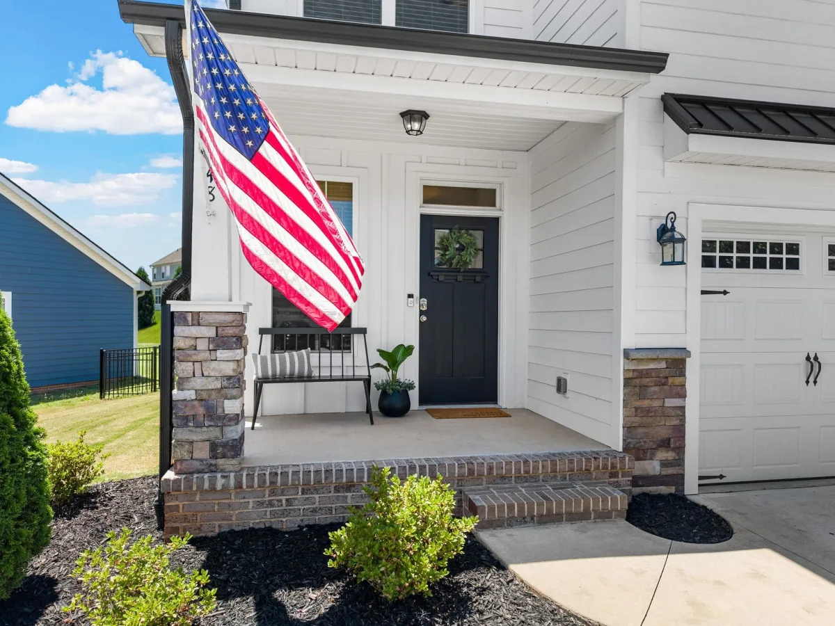 148 Bur Oak Drive  Taylors SC 29687