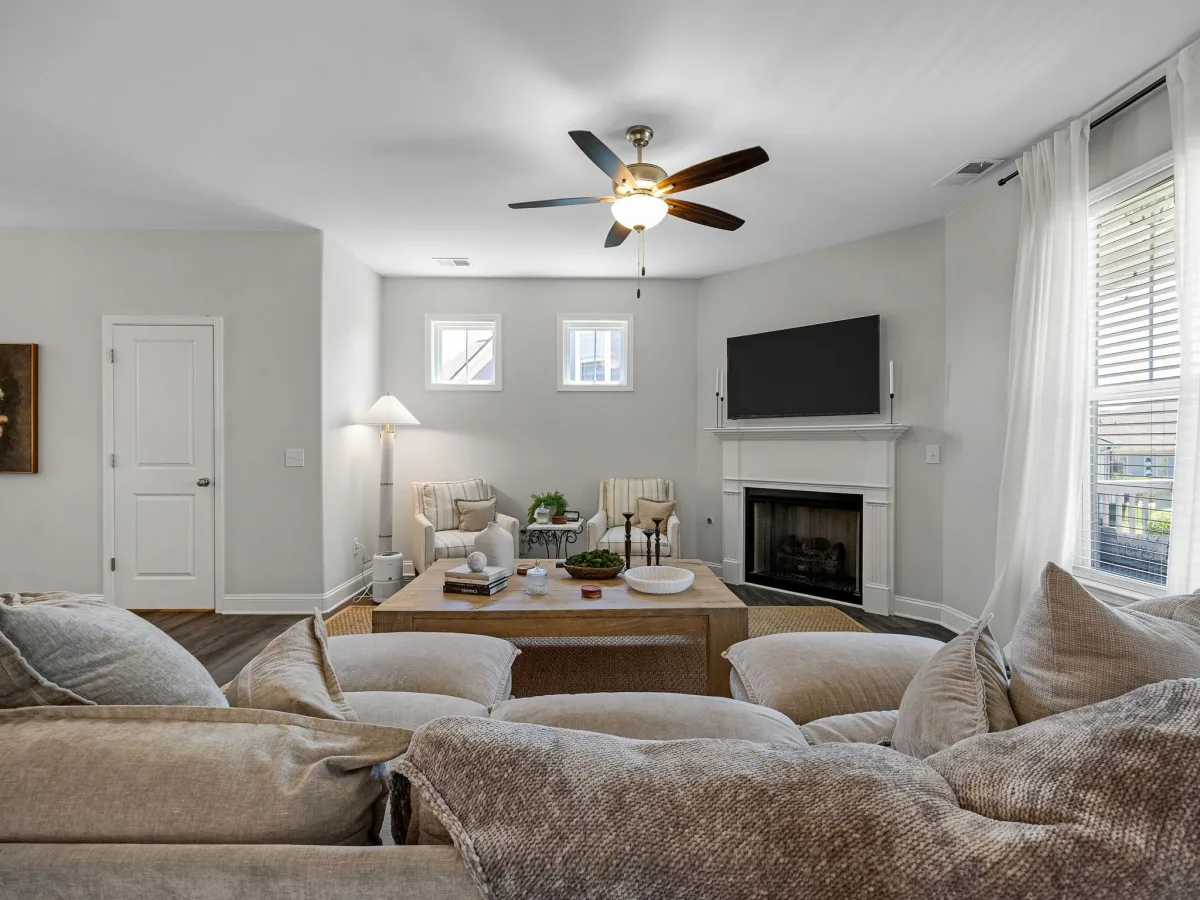 148 Bur Oak Drive  Taylors SC 29687