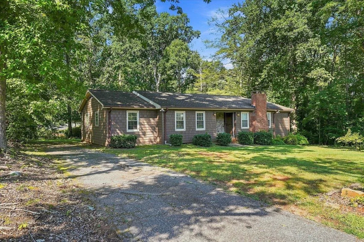 37 Wedgefield Drive *** Boiling Springs SC 29316