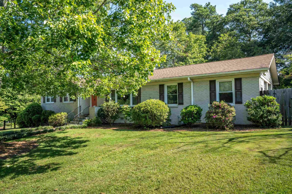 2 Selwyn Drive Greenville SC 29615