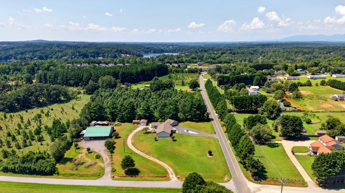1380 Foster Road Inman SC 29349