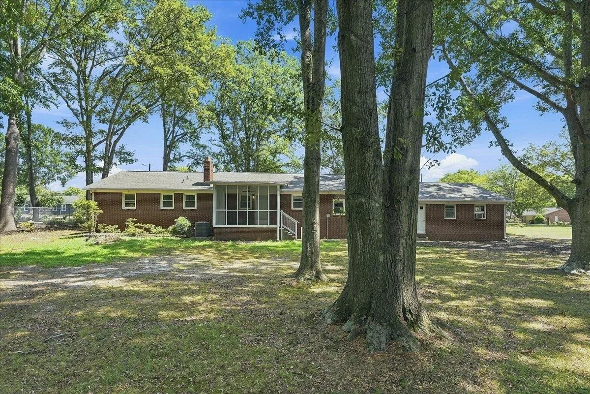 501 Cunningham Road  Taylors SC 29687