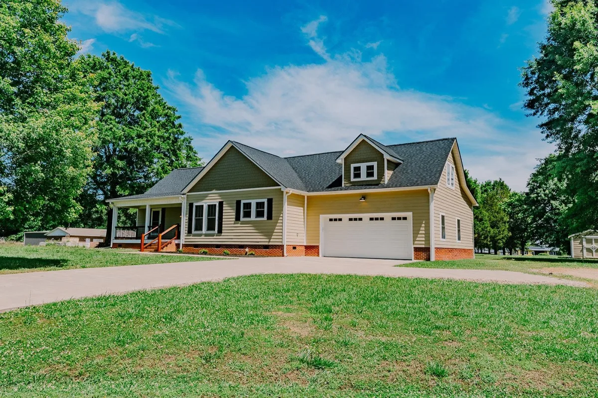 117 Humphries Circle  Gaffney SC 29341