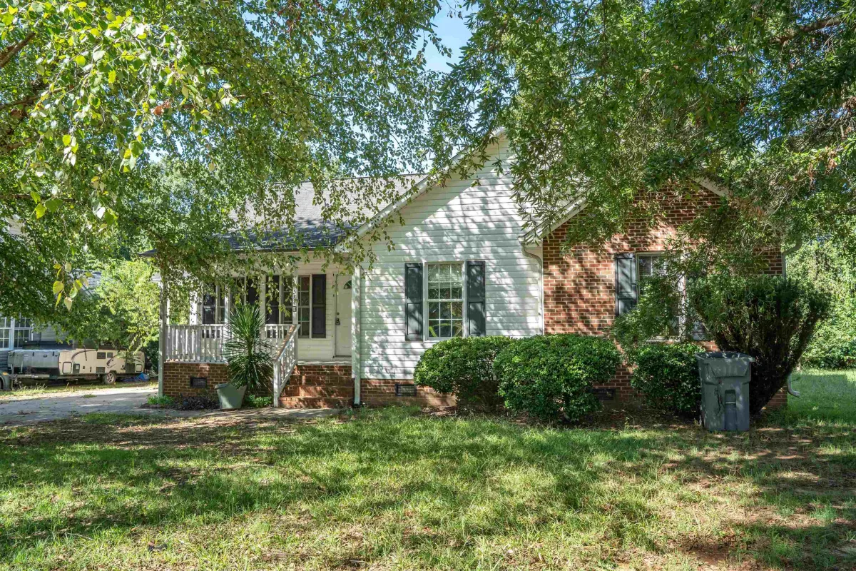 584 N Vernon Street Spartanburg SC 29303