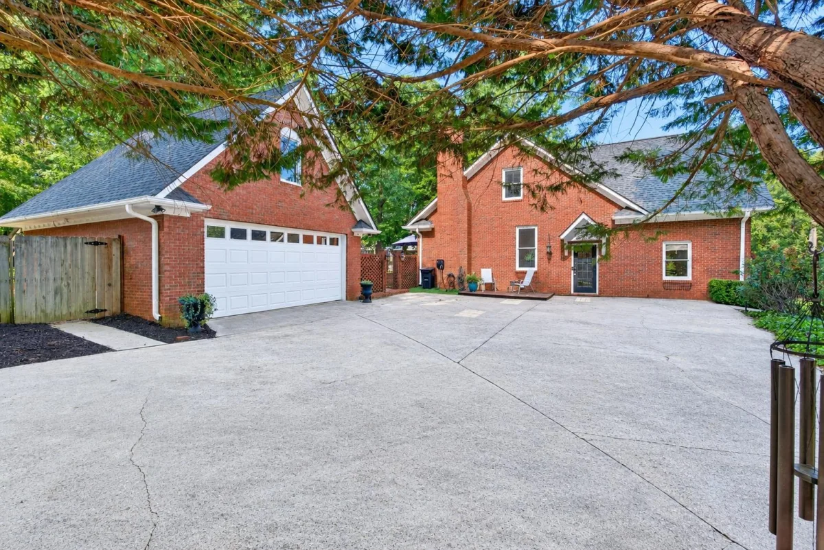 131 Woodridge Drive Spartanburg SC 29301