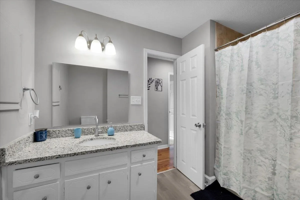154 Bristow Lane  Spartanburg SC 29301