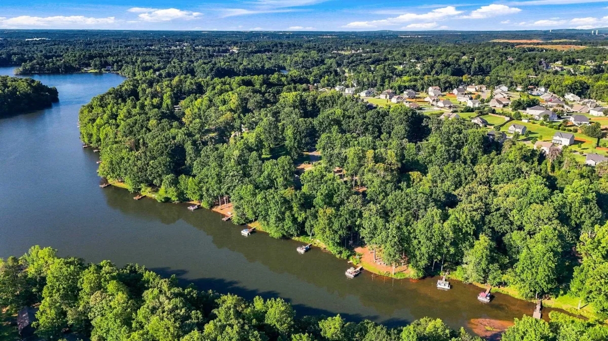 155 Waterford Drive  Inman SC 29349