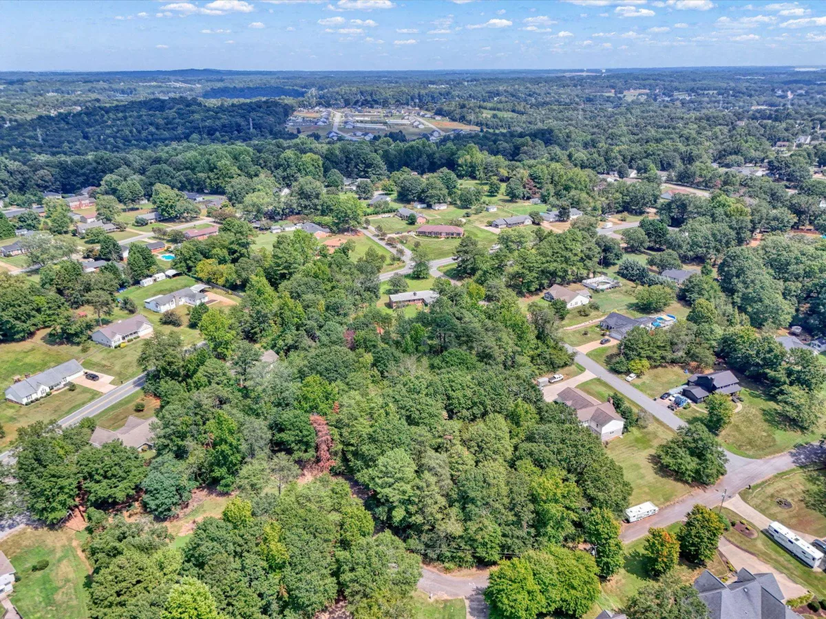 00 Palmetto Drive *** Greer SC 29651