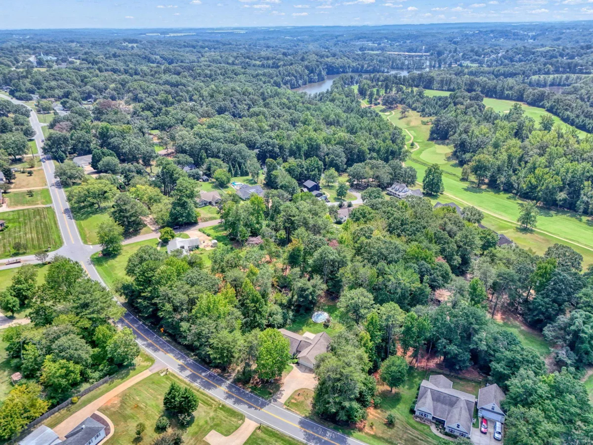 00 Palmetto Drive *** Greer SC 29651