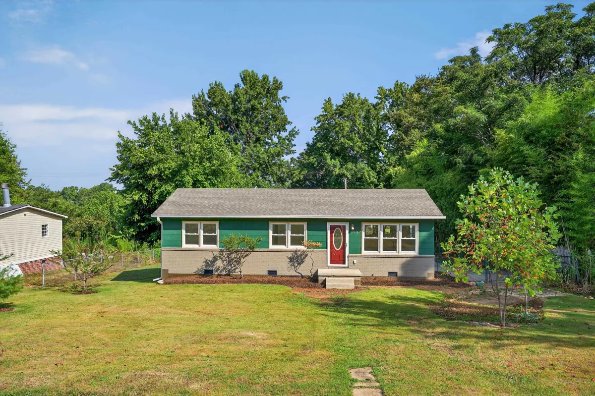 137 Anderson Drive  Spartanburg SC 29302