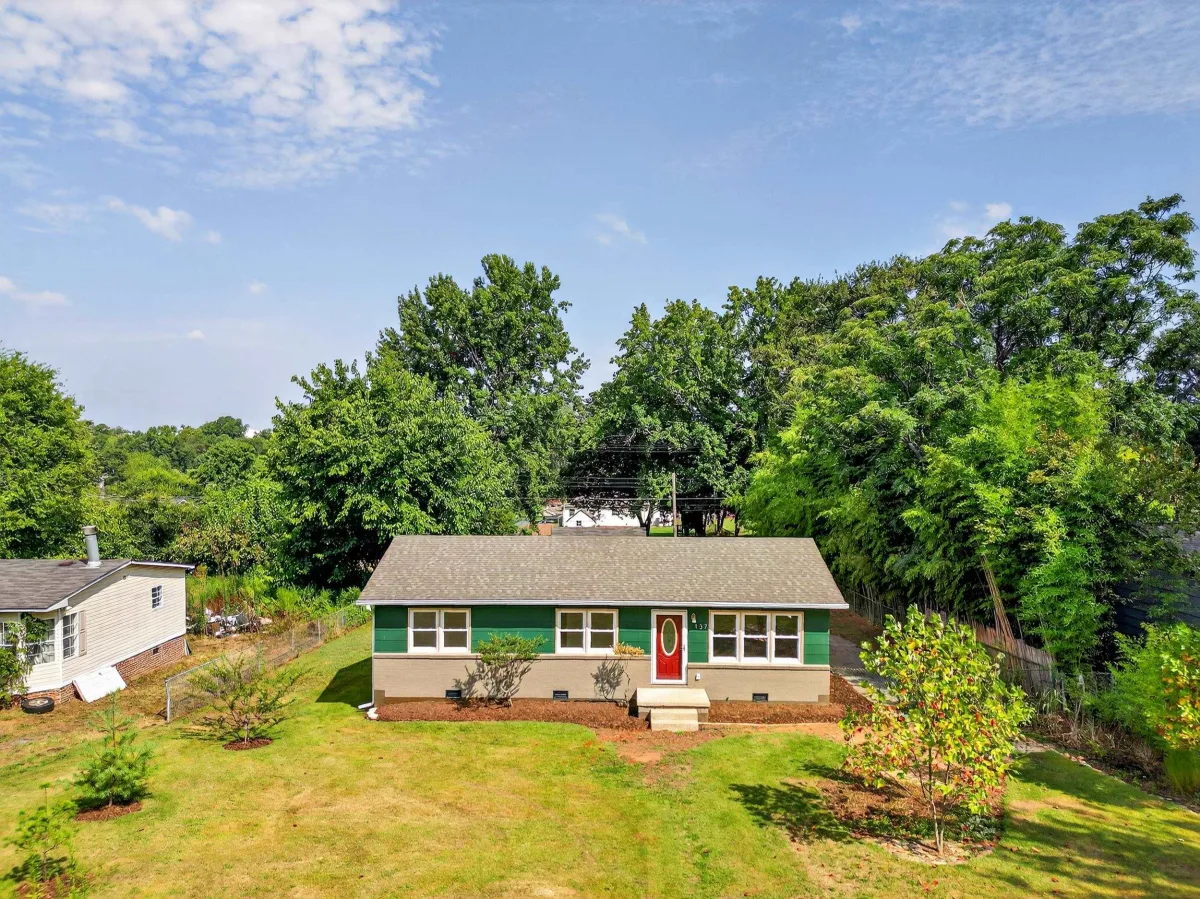 137 Anderson Drive  Spartanburg SC 29302