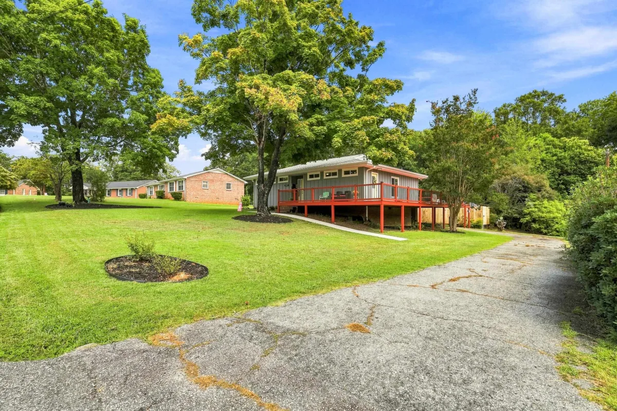 147 Loche Adele Drive Spartanburg SC 29307