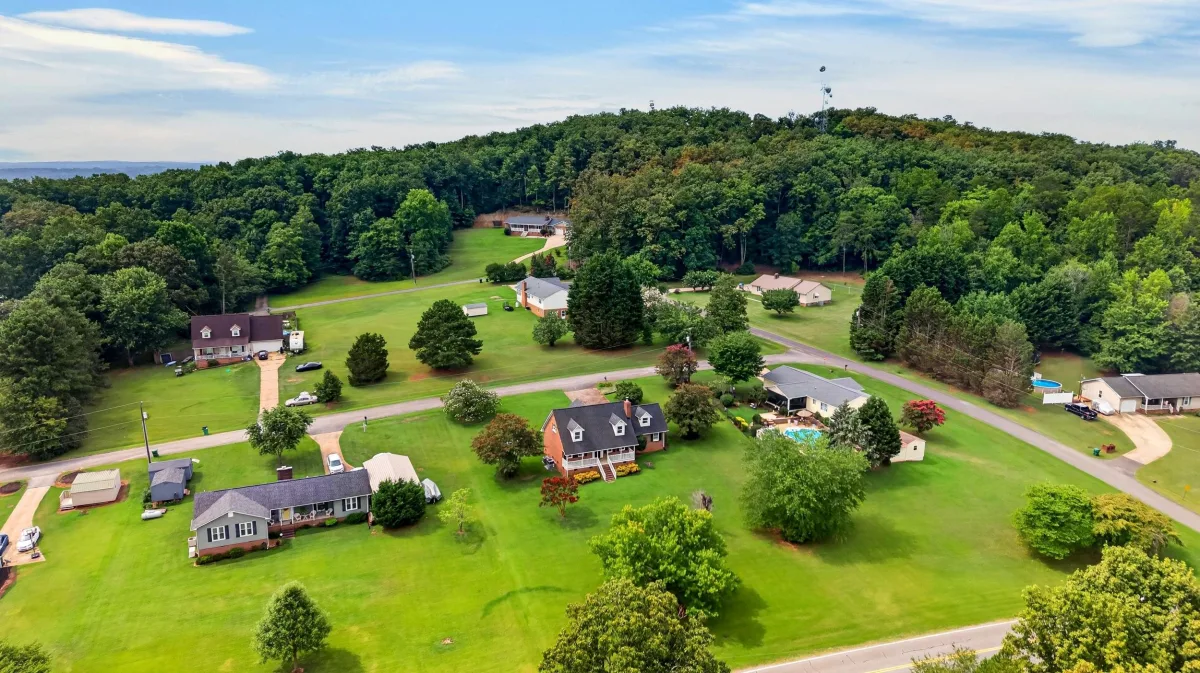 1935 Ford Road  Gaffney SC 29340