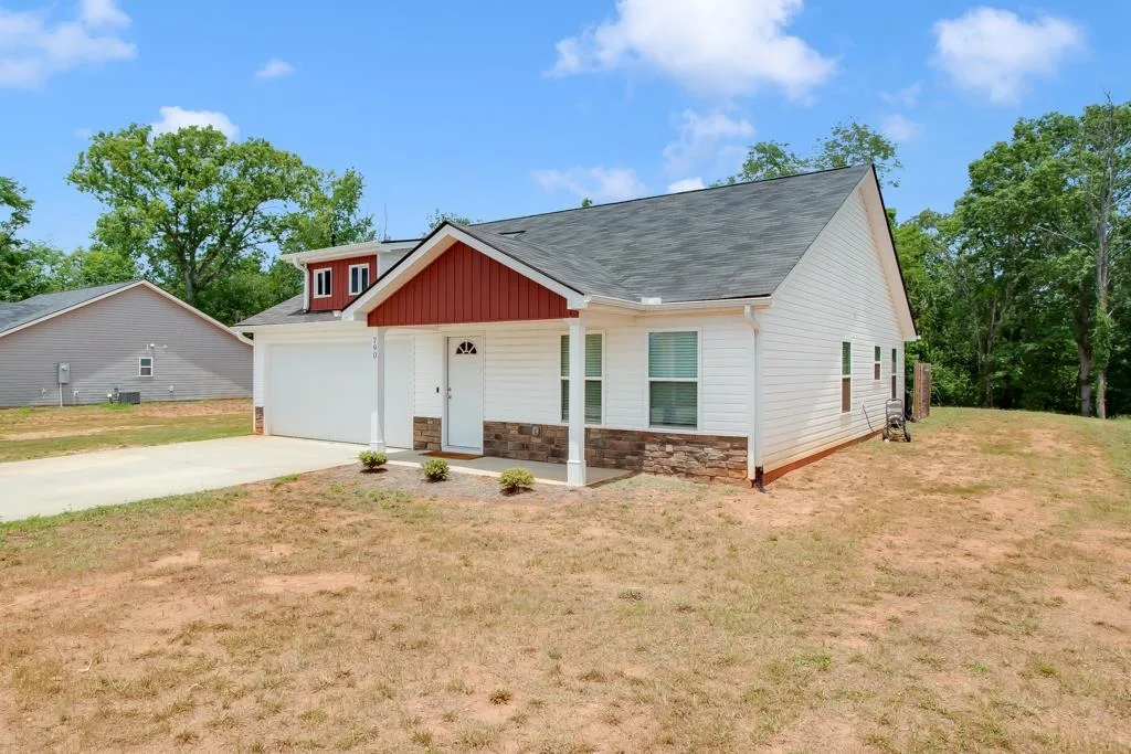 790 N Trade Ave Extension Landrum SC 29356