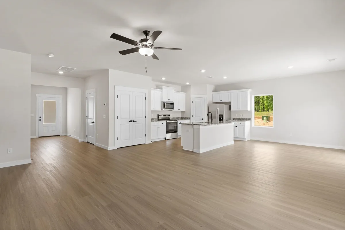1237 Crested Iris Street  Moore SC 29369