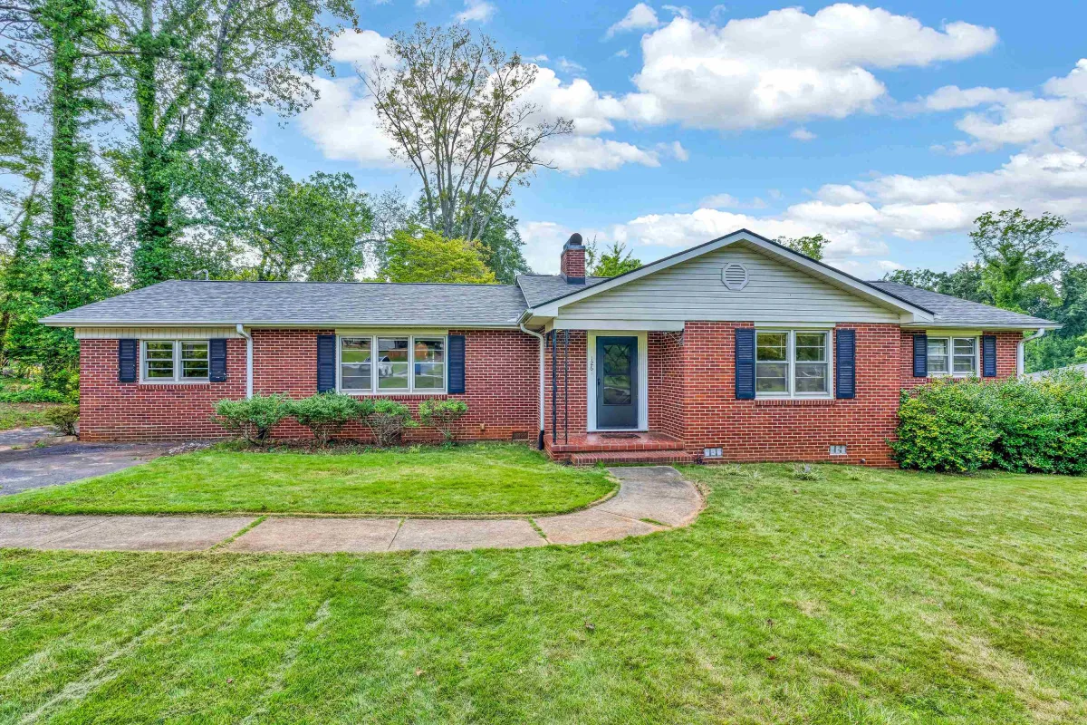 126 Holly Drive Spartanburg SC 29301