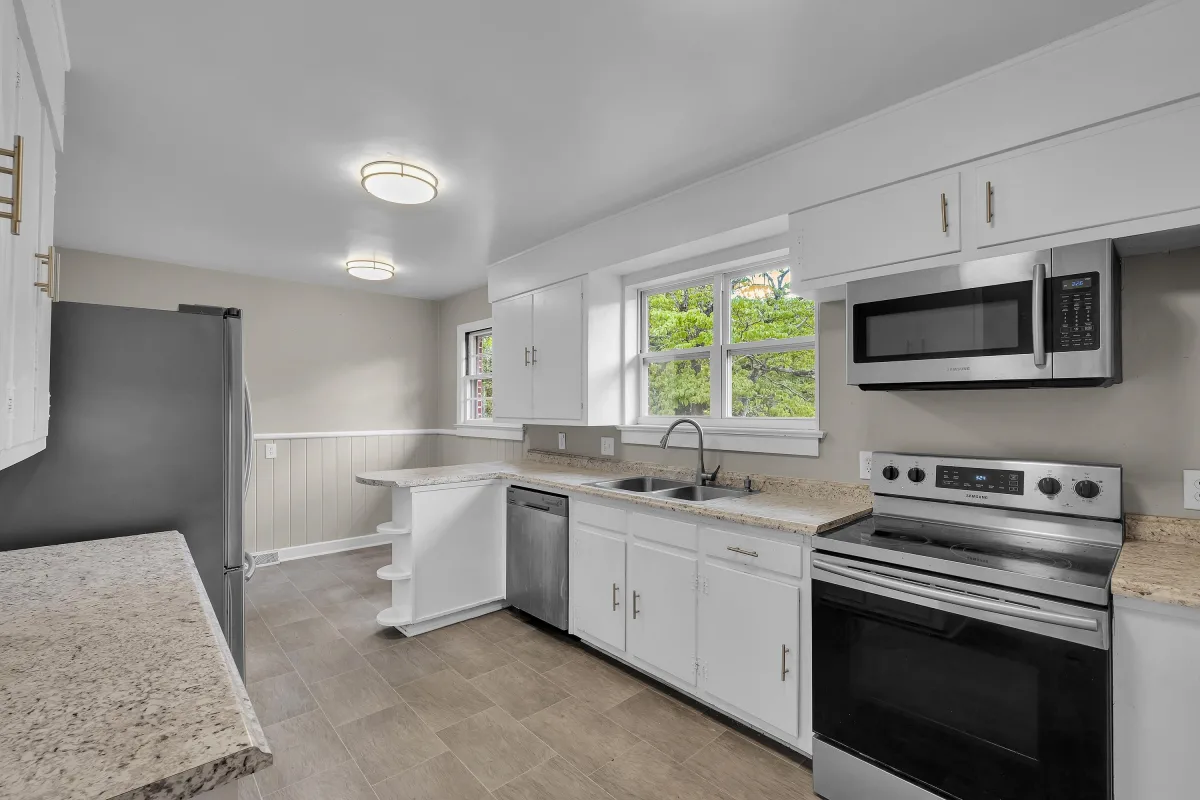 126 Holly Drive Spartanburg SC 29301