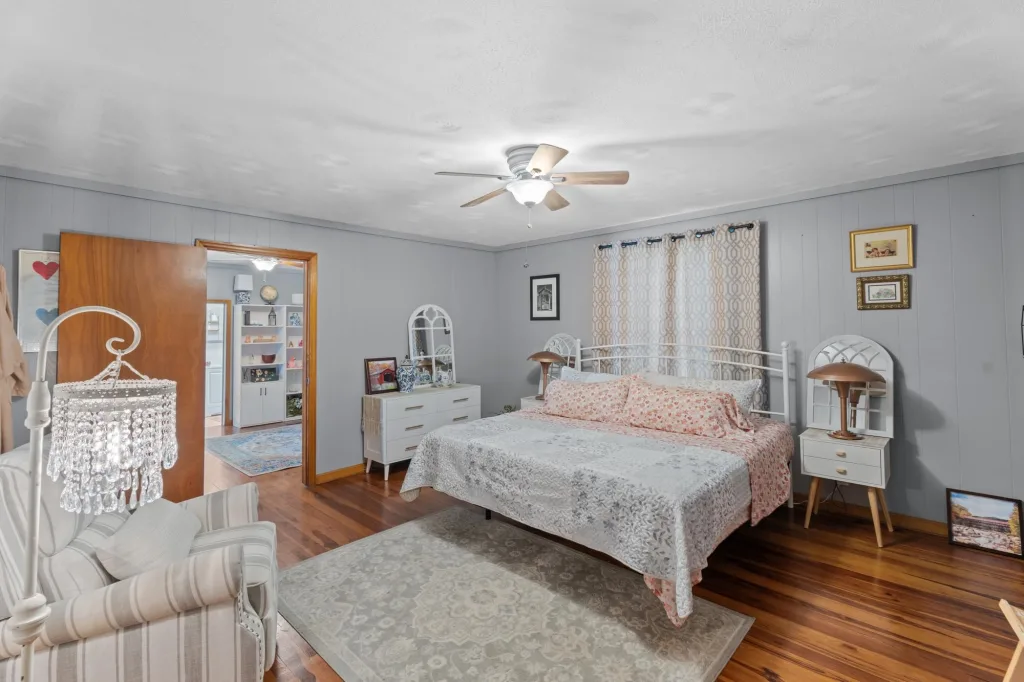 705 Forest Street Jonesville SC 29353