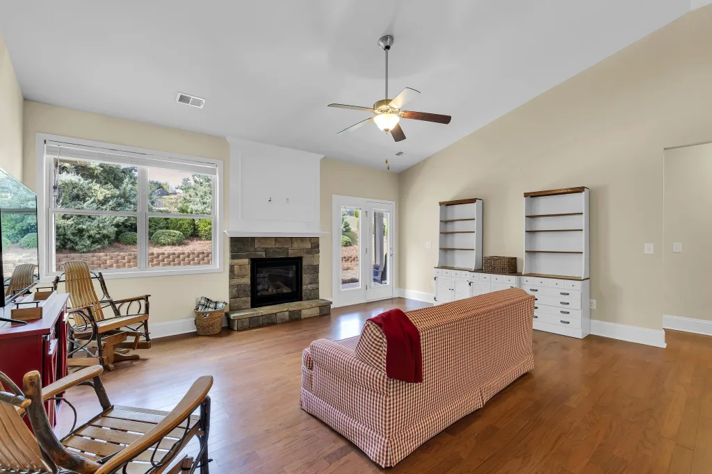 63 Scotts Bluff Drive Simpsonville SC 29681