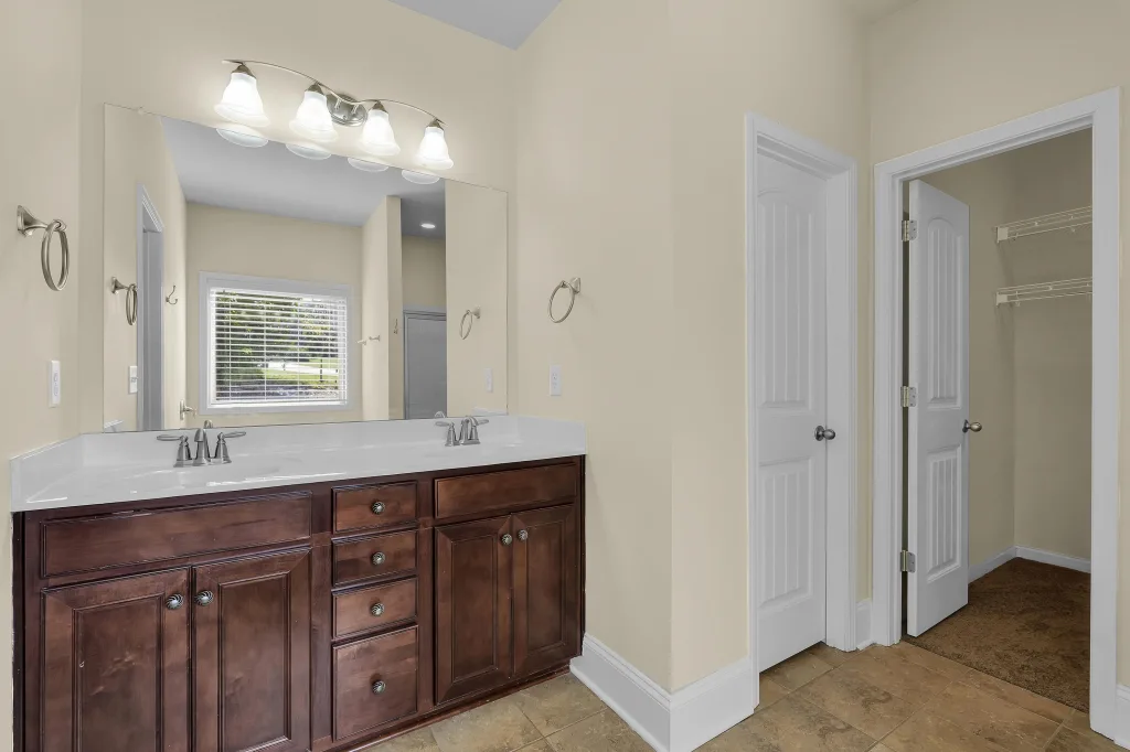 63 Scotts Bluff Drive Simpsonville SC 29681